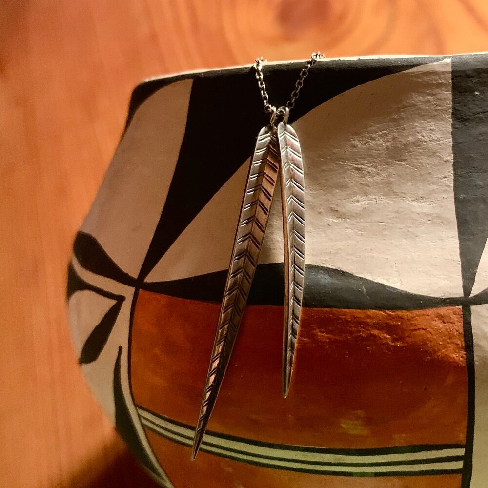 Me & Ro Extra Long Leaf sterling silver pendant necklace